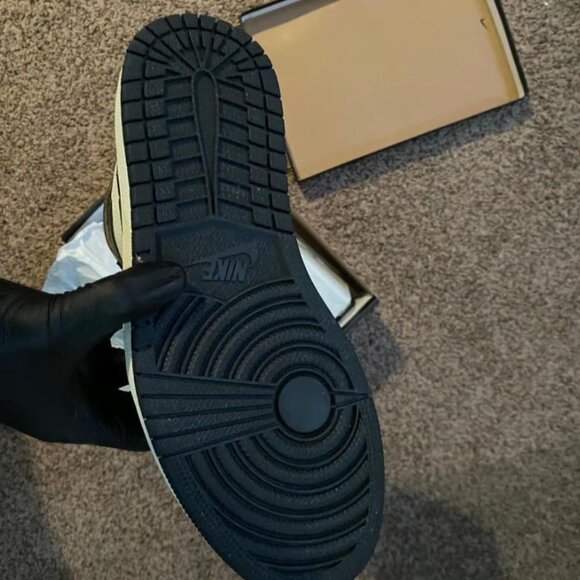 Jordan 1 mocha main image 5